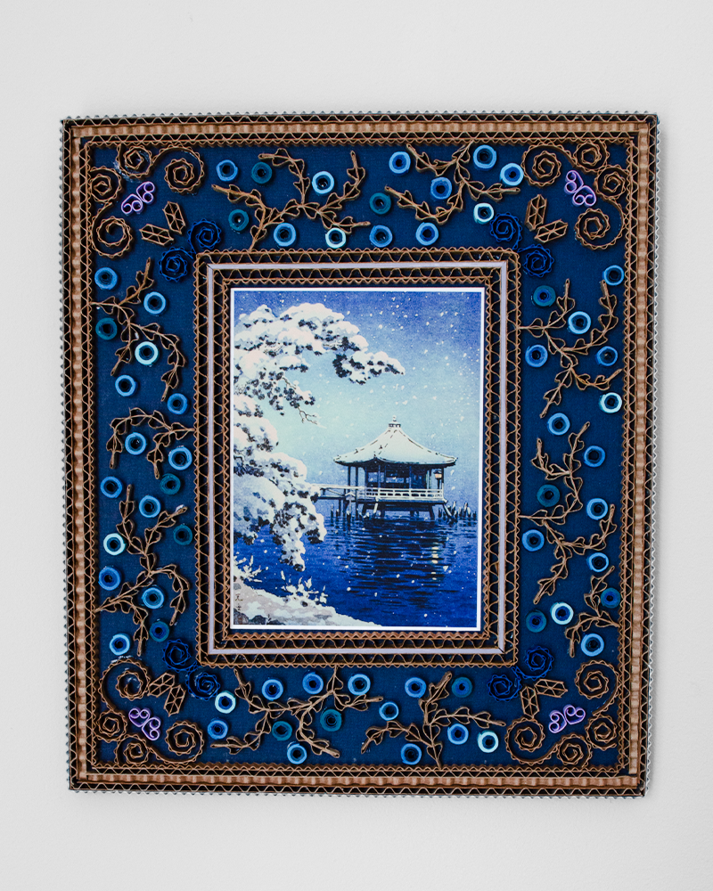 Cadre artisanal en carton Neige